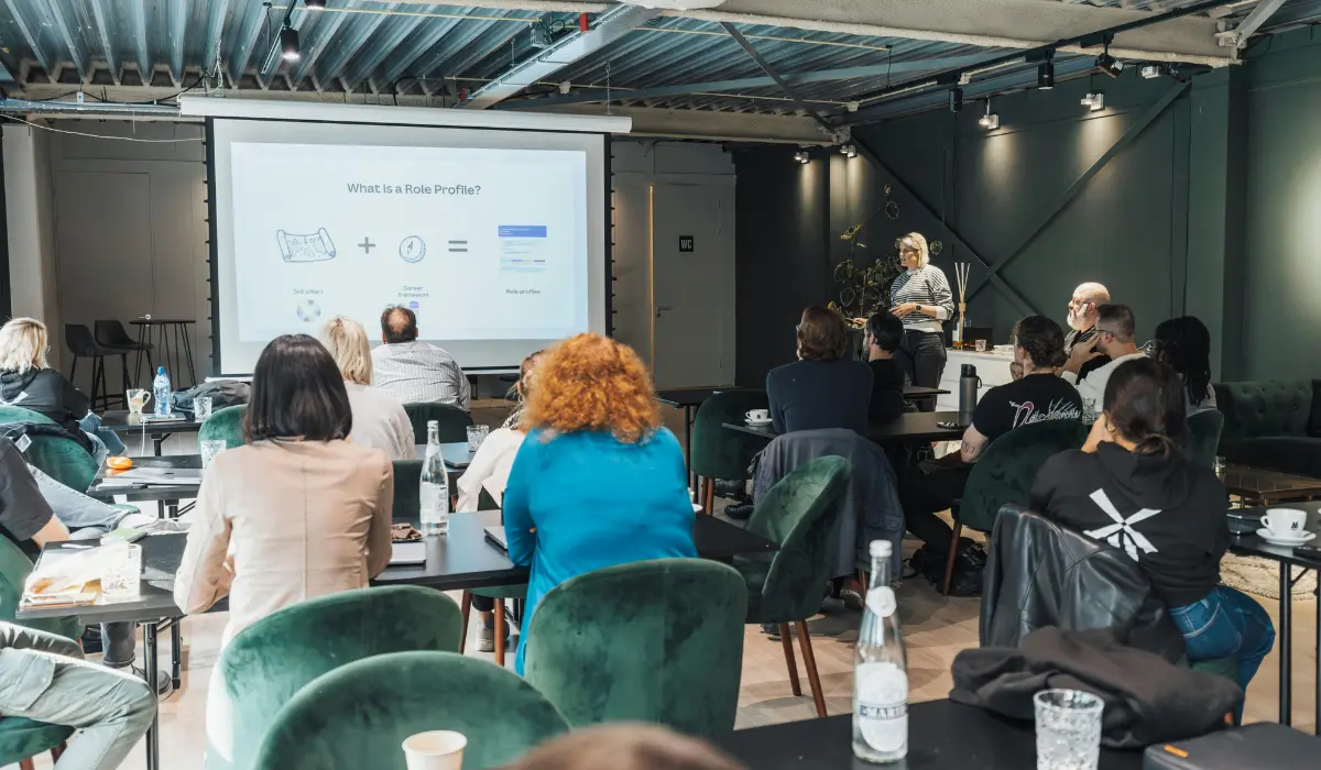 Training Course in Executive Leadership in Artificial Intelligence Systems for Leaders